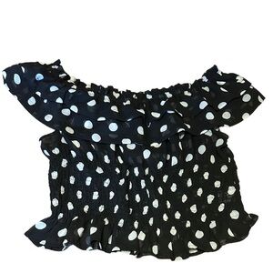 Trendy Black Stretchy Cropped Blouse with White Polka Dots - Fun and Flirty!